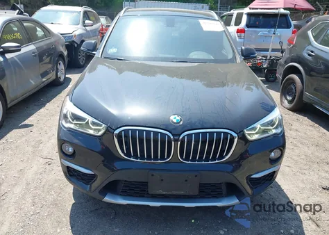 2017 BMW X1 xDrive28I z USA, uszkodzony, nr VIN WBXHT3Z3XH4A55638